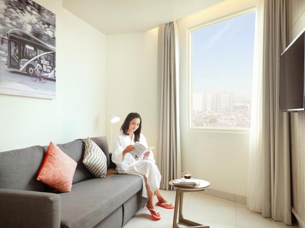 HARRIS Hotel & Conventions Bundaran Satelit Surabaya : photo 1 de la chambre suite harris 