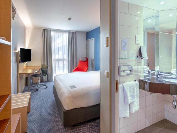 Holiday Inn Express Saint-Nazaire, an IHG Hotel : photo 7 de la chambre chambre double standard