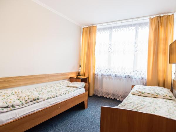 Dobre Miejsce Dom Rekolekcyjny : photo 2 de la chambre chambre lits jumeaux