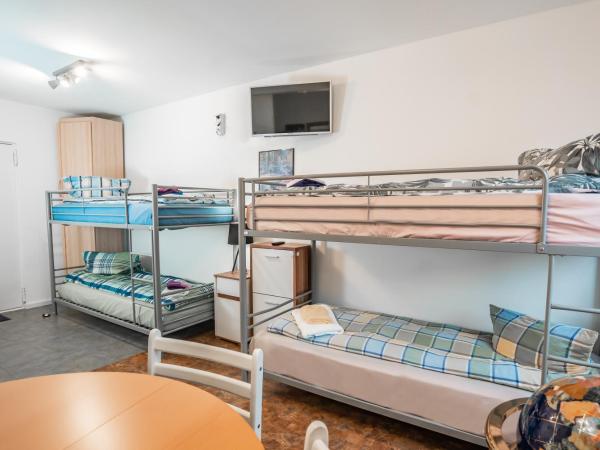 Motel Home Berlin : photo 6 de la chambre studio familial - accessible aux personnes à mobilité réduite