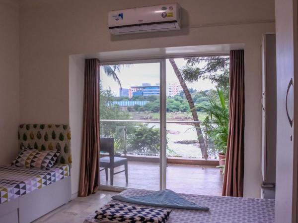 Urban Nomads Pune Riverside CoLive CoWork : photo 6 de la chambre 4 sharing ac mixed room