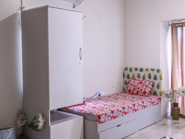 Urban Nomads Pune Riverside CoLive CoWork : photo 10 de la chambre 4 sharing ac mixed room