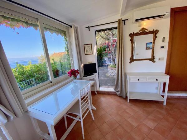 Residence Terra Rossa Taormina : photo 3 de la chambre suite junior