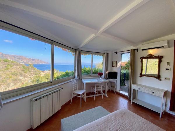 Residence Terra Rossa Taormina : photo 2 de la chambre suite junior
