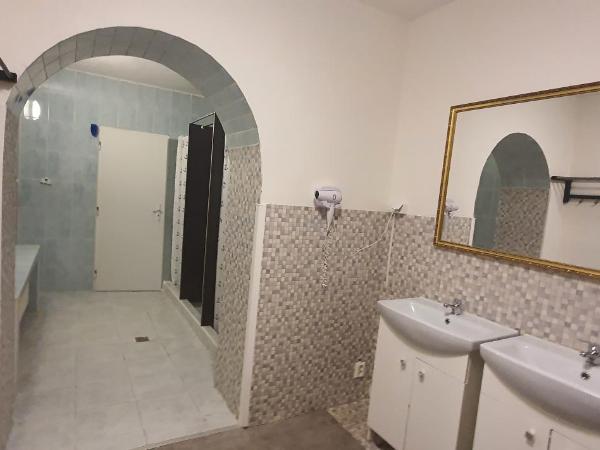 M-Tourist : photo 3 de la chambre chambre double standard