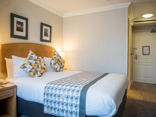 Holiday Inn Manchester West, an IHG Hotel : photo 7 de la chambre chambre lit king-size