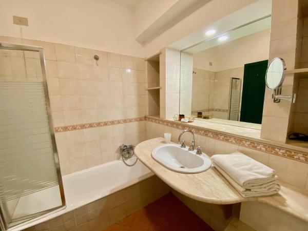 Residence Terra Rossa Taormina : photo 4 de la chambre appartement en duplex