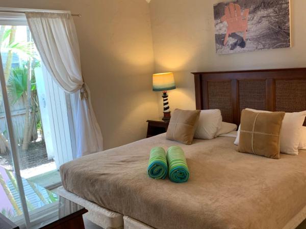 Manhattan Tower Apartment Hotel : photo 8 de la chambre garden villa two bedroom 