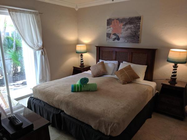 Manhattan Tower Apartment Hotel : photo 7 de la chambre garden villa two bedroom 