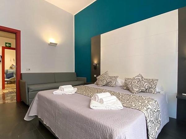 FALERON Santa Lucia : photo 1 de la chambre chambre lit king-size avec balcon