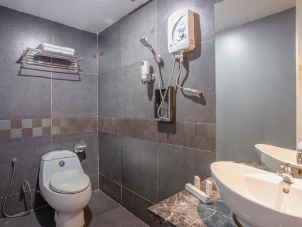 Euro Rich Hotel Melaka : photo 3 de la chambre chambre lit king-size supérieure