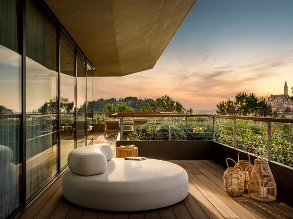 Grand Park Hotel Rovinj by Maistra Collection : photo 3 de la chambre suite - sunset signature