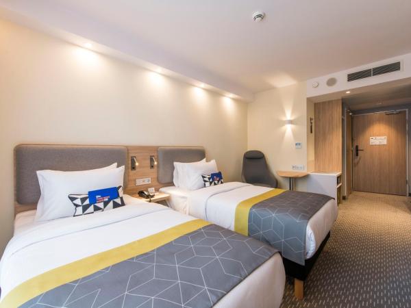 Holiday Inn Express Warsaw - Mokotow, an IHG Hotel : photo 5 de la chambre chambre lits jumeaux standard