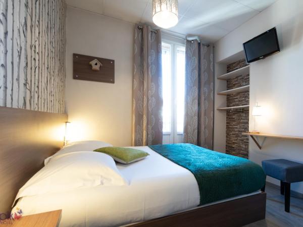 Atipik Hôtel : photo 9 de la chambre chambre double avec balcon - 12 m²