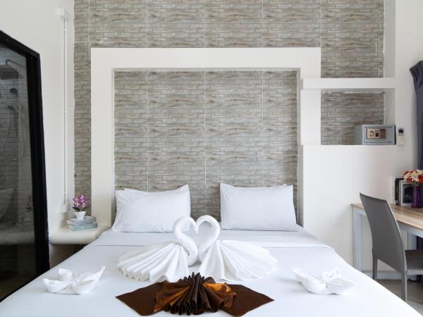 Baron Zotel Bangkok SHA PLUS : photo 7 de la chambre chambre deluxe