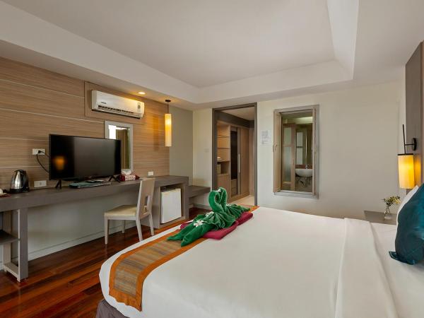 Nakara Long Beach Resort - SHA Extra Plus : photo 3 de la chambre bungalow deluxe 