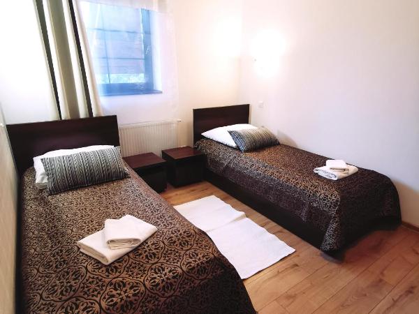 Dworek Złoty Róg Hotel i Restauracja : photo 3 de la chambre chambre lits jumeaux standard