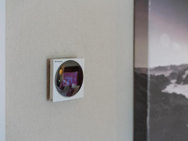 Hotel Krebs Interlaken : photo 4 de la chambre chambre lits jumeaux standard