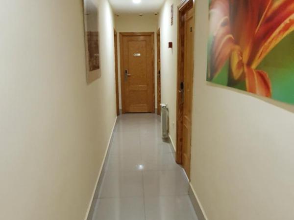Hostal Moncloa : photo 6 de la chambre chambre lits jumeaux