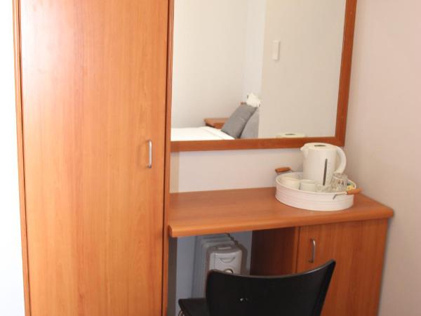 Hurstville Ritz Hotel : photo 7 de la chambre chambre double avec salle de bains privative