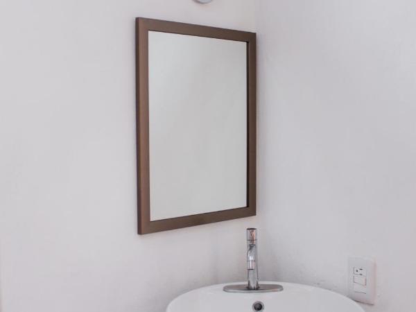 Rooms in Cancun Airport : photo 9 de la chambre chambre double ou lits jumeaux