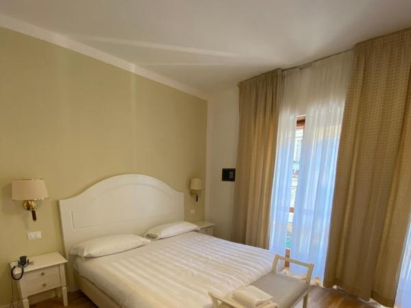 Grand Hotel Duomo : photo 6 de la chambre chambre triple supérieure avec vue