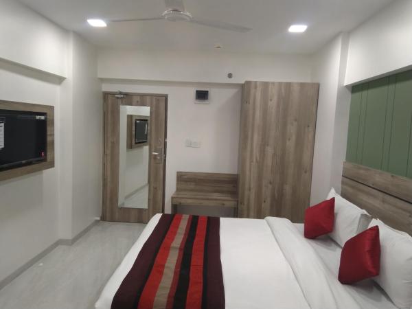 HOTEL INDUS INN : photo 9 de la chambre chambre simple deluxe