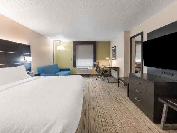 Holiday Inn Express - Columbus Downtown, an IHG Hotel : photo 5 de la chambre chambre lit king-size - adaptée aux personnes malentendantes avec douche accessible en fauteuil roulant - non-fumeurs