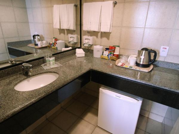 Holiday Inn Fortaleza, an IHG Hotel : photo 2 de la chambre luxueuse chambre king avec balcon