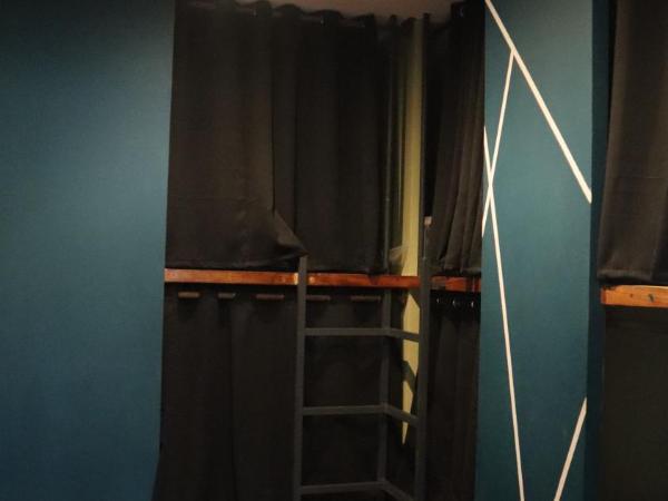 Malakai Hostel : photo 1 de la chambre lit simple dans dortoir de 10 lits