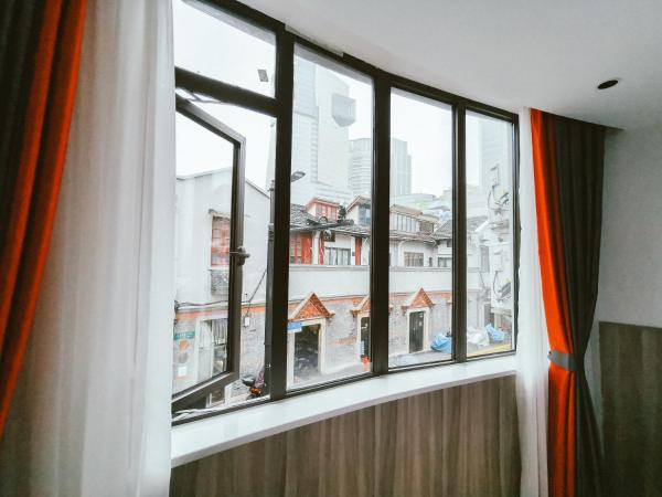 Shanghai Fish Inn People Square : photo 7 de la chambre suite exécutive