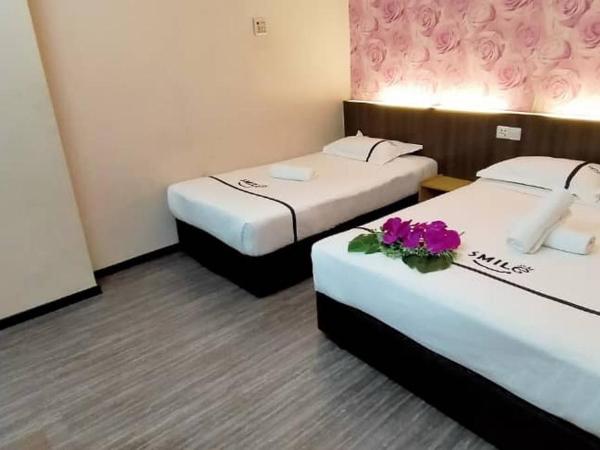 Smile Hotel Cheras Pudu KL : photo 1 de la chambre chambre triple