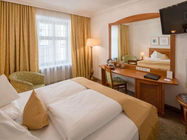 BEST WESTERN Plus Hotel Goldener Adler Innsbruck : photo 1 de la chambre chambre double classique