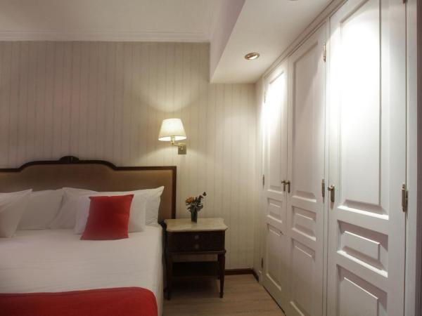 Ramada by Wyndham Buenos Aires Centro : photo 4 de la chambre chambre lit king-size supérieure - non-fumeurs