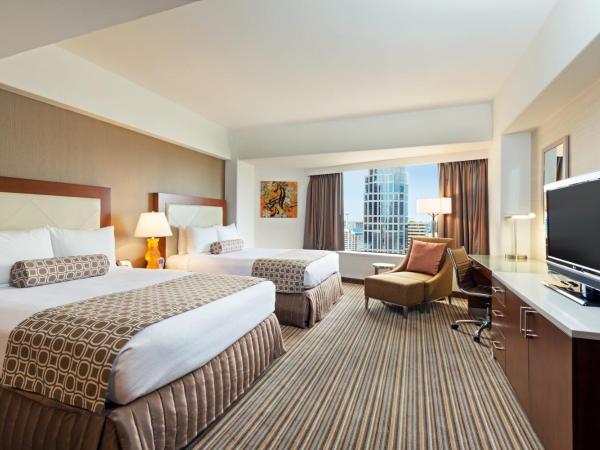 Crowne Plaza Seattle, an IHG Hotel with no Resort Fee : photo 3 de la chambre chambre avec 2 lits queen-size - vue sur ville