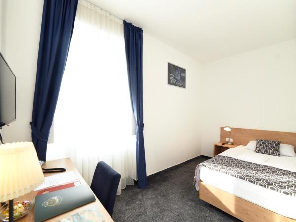 Hotel Orient Zagreb : photo 5 de la chambre chambre simple