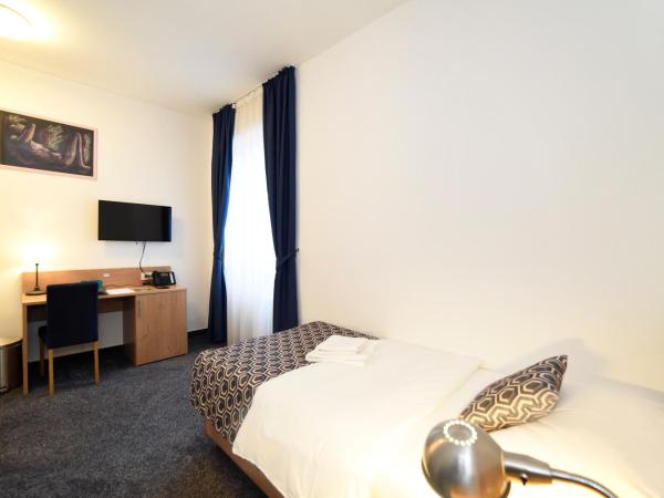 Hotel Orient Zagreb : photo 2 de la chambre chambre simple