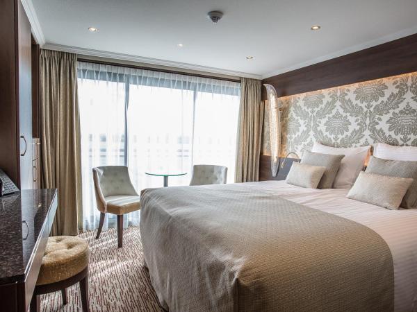 VIVA RIVERSIDE Altstadt Düsseldorf : photo 2 de la chambre chambre double ou lits jumeaux - vue sur ville