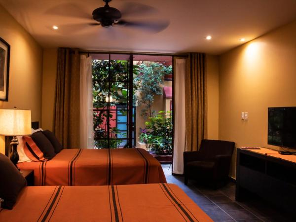 The Red Tree House : photo 3 de la chambre chambre double avec lit d'appoint