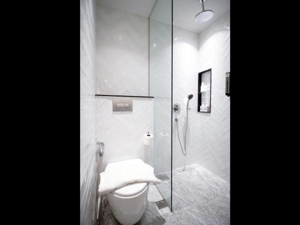 Harbour Ville Hotel - Hamilton : photo 8 de la chambre deluxe single without window