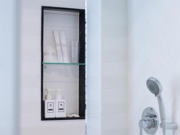 Harbour Ville Hotel - Hamilton : photo 7 de la chambre deluxe single without window