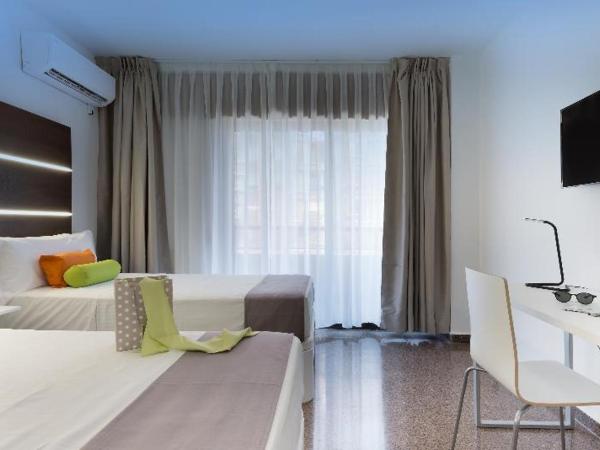 Roisa Hostal Boutique : photo 9 de la chambre room #245196006