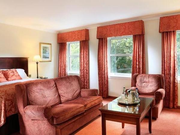 Macdonald Norwood Hall Hotel : photo 1 de la chambre room #3654668