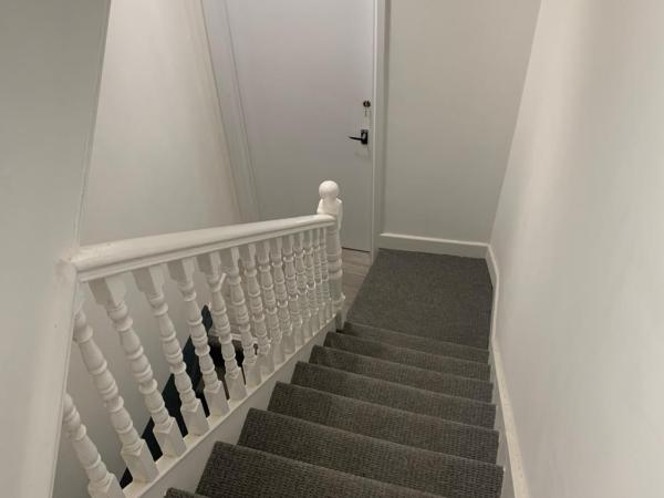 Frances St House : photo 1 de la chambre chambre double avec salle de bains commune