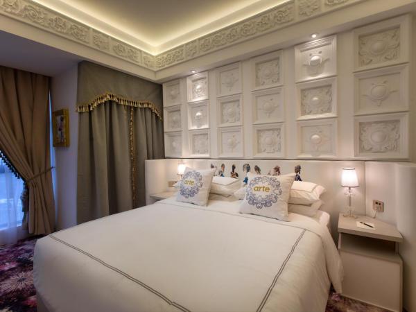 Arte by Thomas Chan : photo 4 de la chambre hébergement louis iv