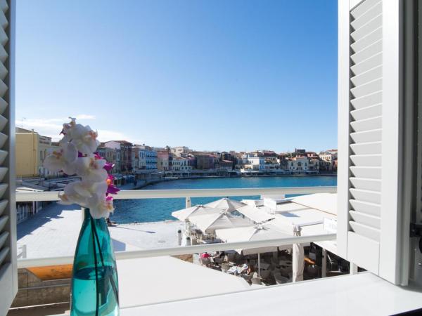 Casa Del Porto : photo 5 de la chambre suite junior de luxe avec vue sur la mer