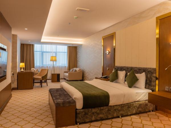 Royal Crown Hotel : photo 3 de la chambre suite standard