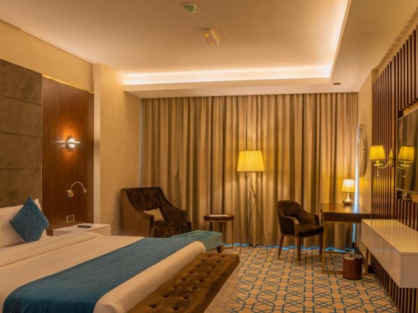 Royal Crown Hotel : photo 4 de la chambre chambre lit king-size standard