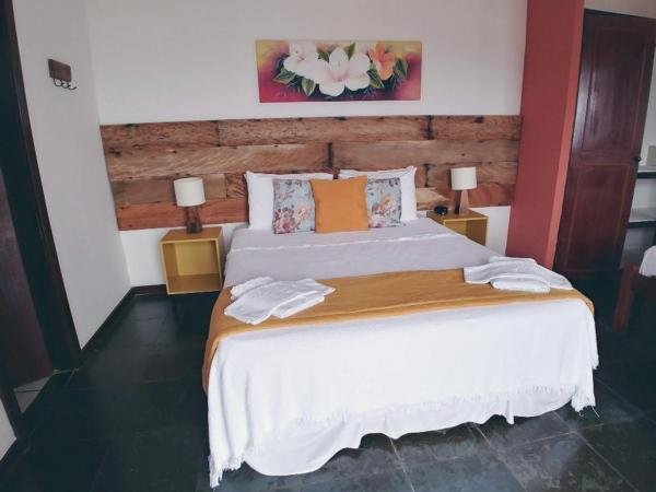 Pousada Vila do Sol : photo 7 de la chambre chambre triple - vue sur mer