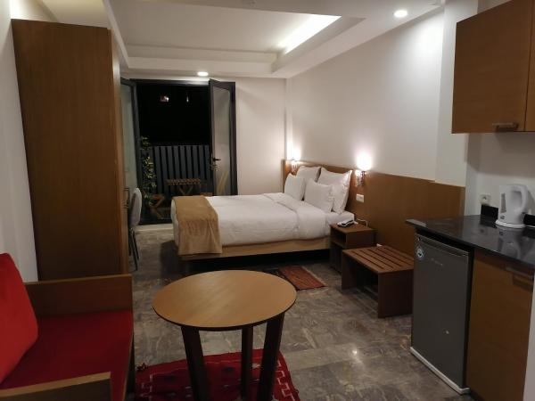 Casa City Break Appart hôtel : photo 8 de la chambre studio avec terrasse